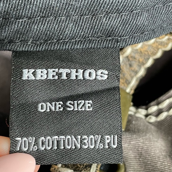 KBETHOS Hunters Co Outdoors EQPT Distressed Dark Gray and Olive Cap - Picture 7 of 8